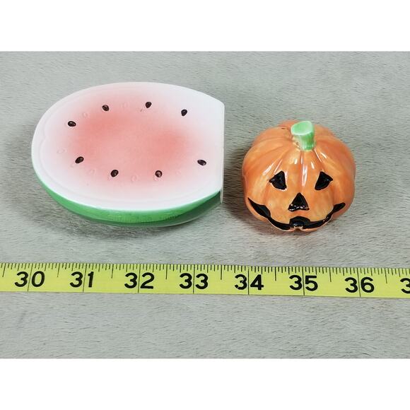 Halloween Pumpkin Salt & Pepper Shakers Watermelon Fruit Ceramic Green Orange - Picture 13 of 13